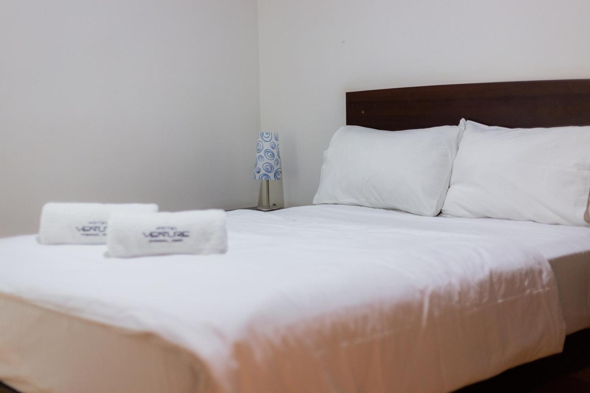 Hotel Venture Чинча-Альта Екстер'єр фото